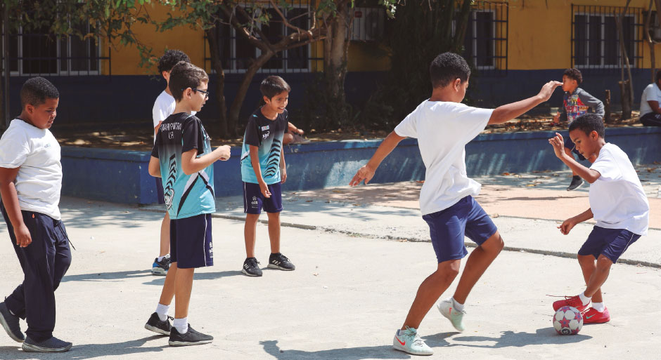 Valor mínimo a ser investido por aluno deverá ser calculado pela Cite com base em insumos indispensáveis à qualidade educacional, como a infraestrutura escolar – por exemplo, a presença de quadras poliesportivas