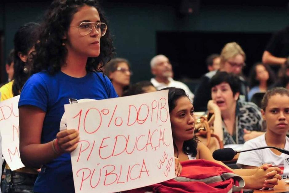 10% do PIP pela educação